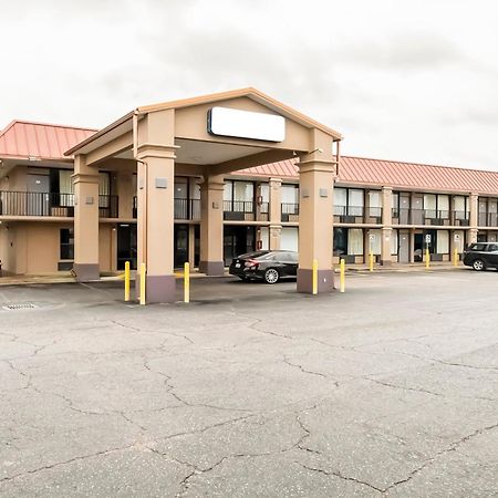 Oyo Hotel Bossier City La - Red River Buitenkant foto