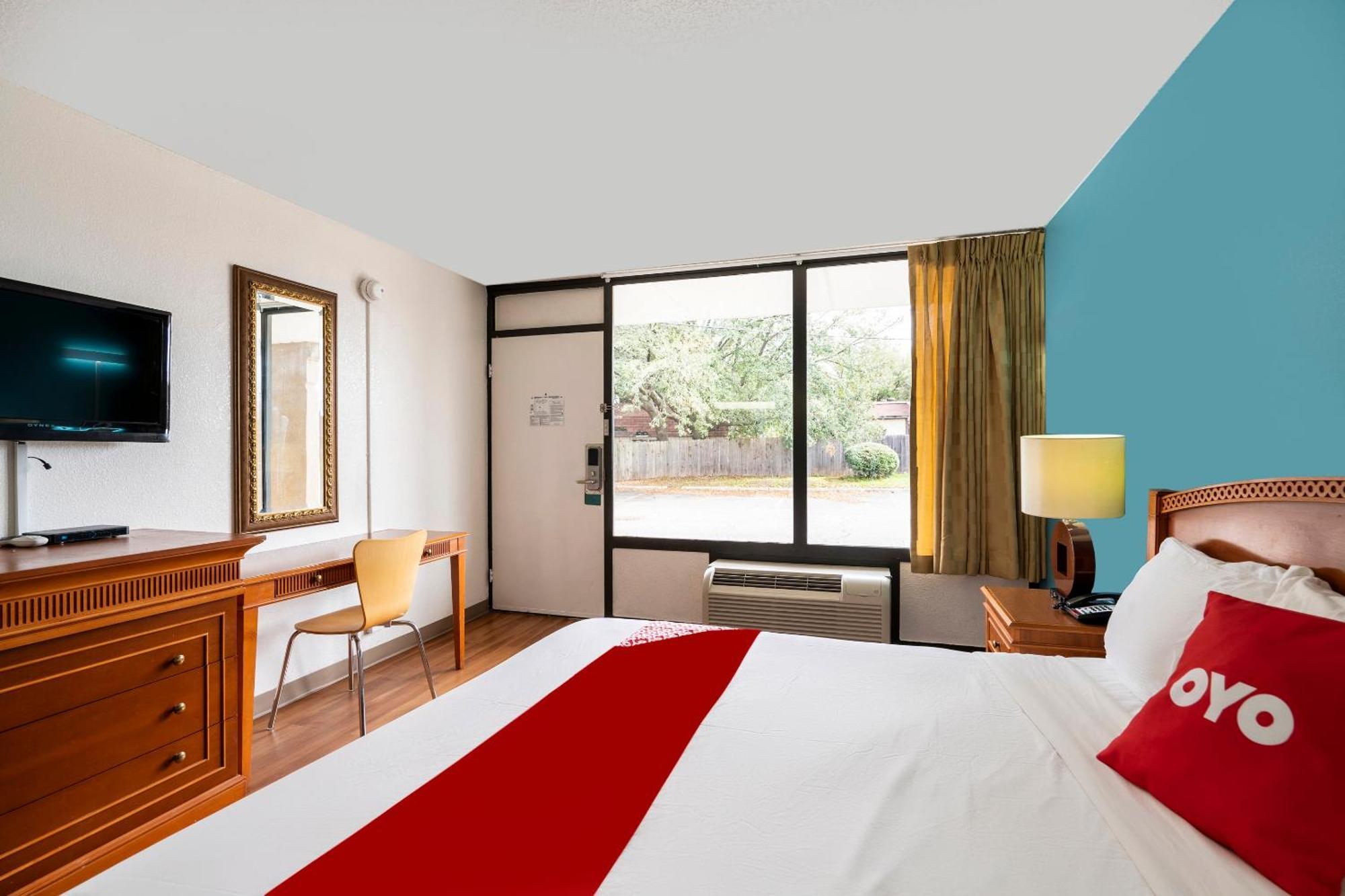 Oyo Hotel Bossier City La - Red River Buitenkant foto