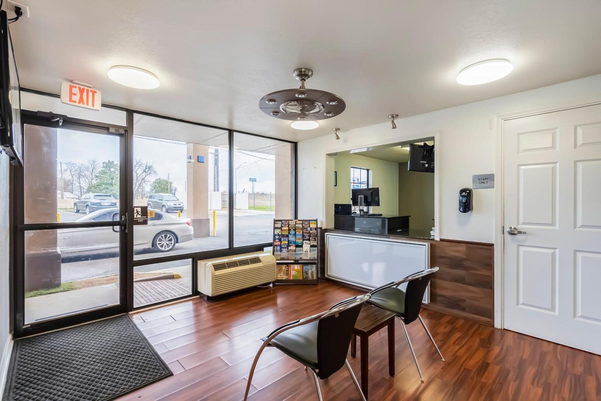 Oyo Hotel Bossier City La - Red River Buitenkant foto